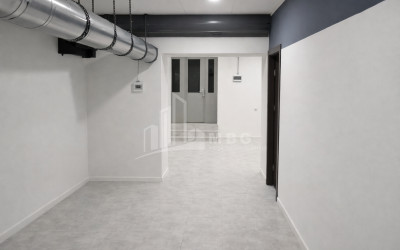 For Rent Universal Commercial On A. Mitskevich Street, საბურთალო