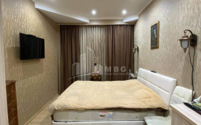 For Sale Flat, in Isani