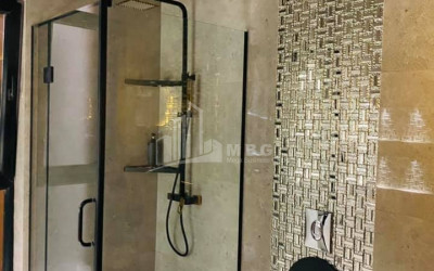 იყიდება სახლი - აგარაკი, დიდი დიღომი