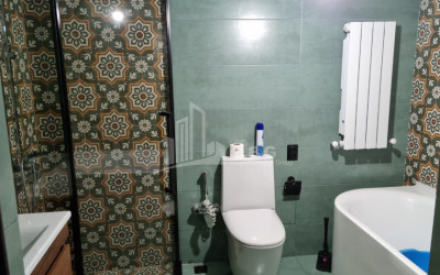 Продается Дом - Вилла В Коджори, Мтацминда Район