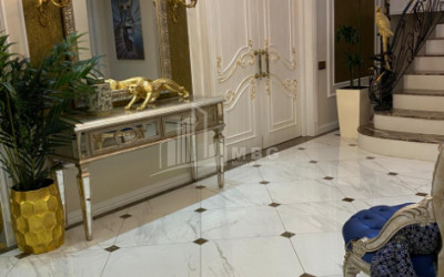 For Sale Flat, in Vake