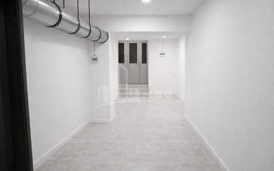 For Rent Universal Commercial On A. Mitskevich Street, საბურთალო