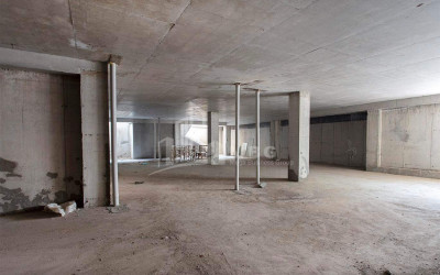 For Rent Витражный фасад Commercial, in Chugureti