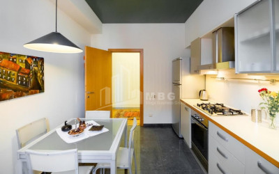 For Sale Flat, in Vera