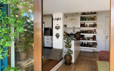 Продается Квартира, в Ваке