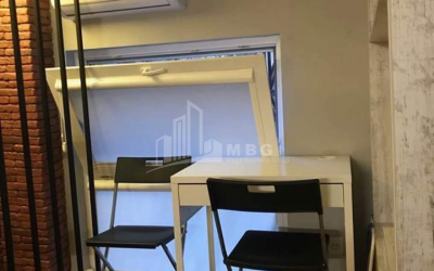 For Sale Flat, in Abanotubani