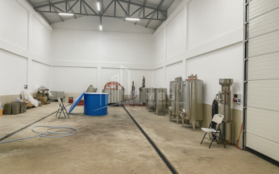 იყიდება კომერციული ფართი დოესი კასპი შიდა ქართლი