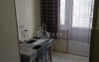 For Sale Flat, in Surrounding area of metro Grmaghele
