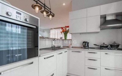 Продается Квартира, в Сабуртало