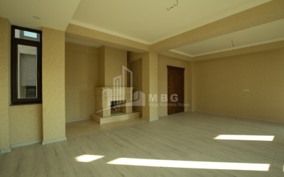 For Sale Flat, in Vedzisi