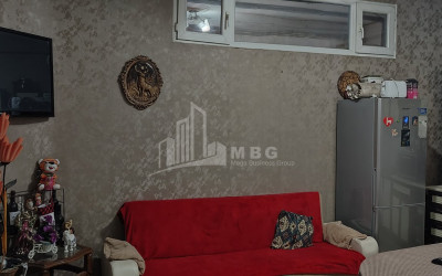 For Sale Flat, in Okros ubani