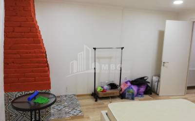 For Sale Flat, in Sololaki