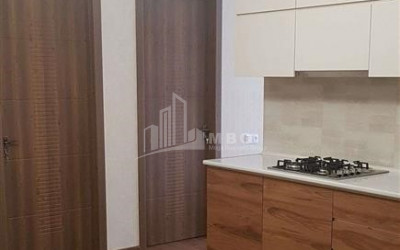 For Sale Flat, in Surrounding area of metro Guramishvili