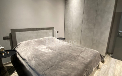 იყიდება ბინა, საბურთალო