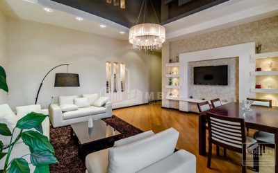 For Sale Flat, in Vake