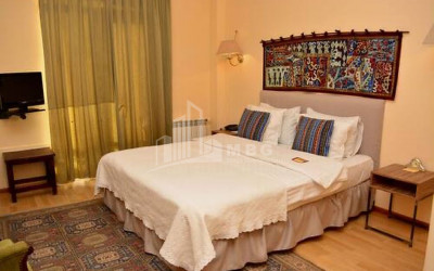 For Rent Hotel - Resort Commercial, in Mtatsminda District