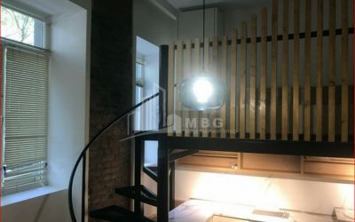 For Sale Flat, in Abanotubani