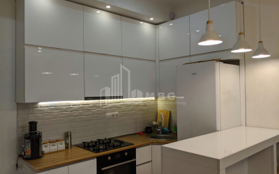 For Sale Flat, in Isani