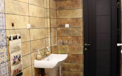 For Sale Flat, in Varketili