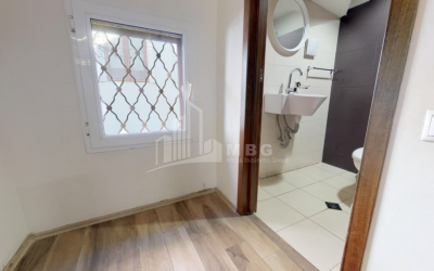 For Rent For office Commercial, in Chugureti District