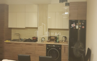 For Sale Flat, in Bagebi