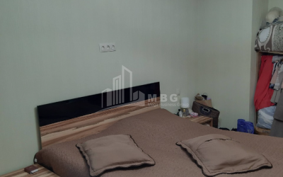 For Sale Flat, in Bagebi