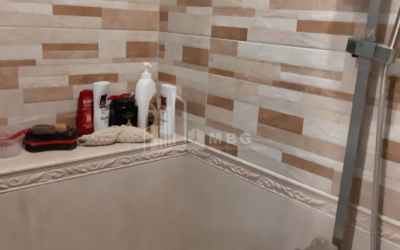 For Sale Flat, in Bagebi