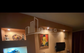 Продается Квартира, в Нуцубидзе микрорайони (I-V)